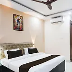 Super Townhouse Gls International
