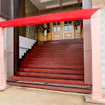 Super Townhouse Gls International