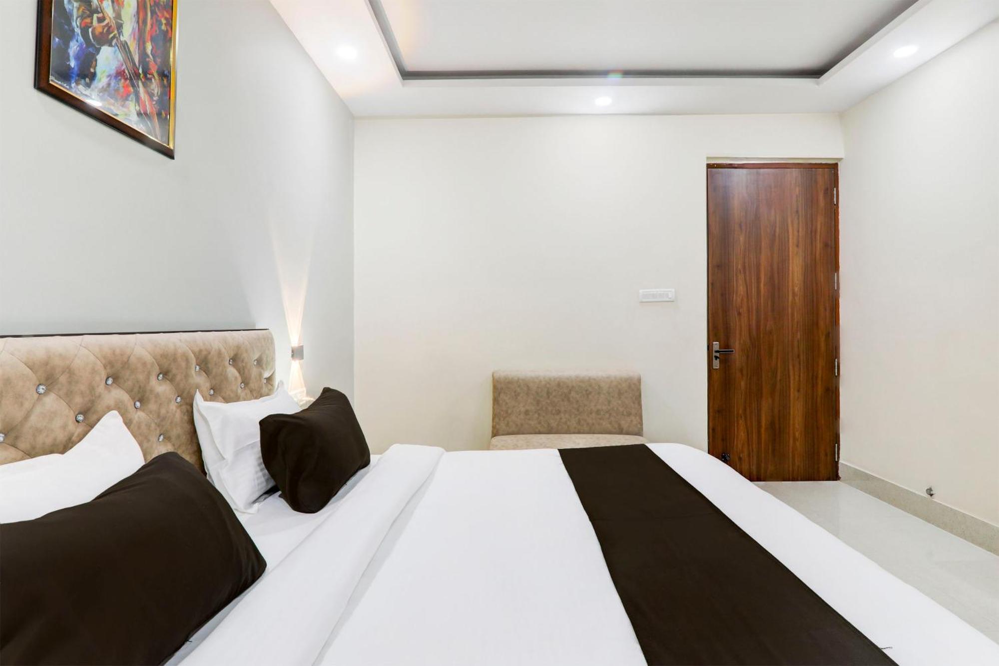Super Townhouse Gls International *