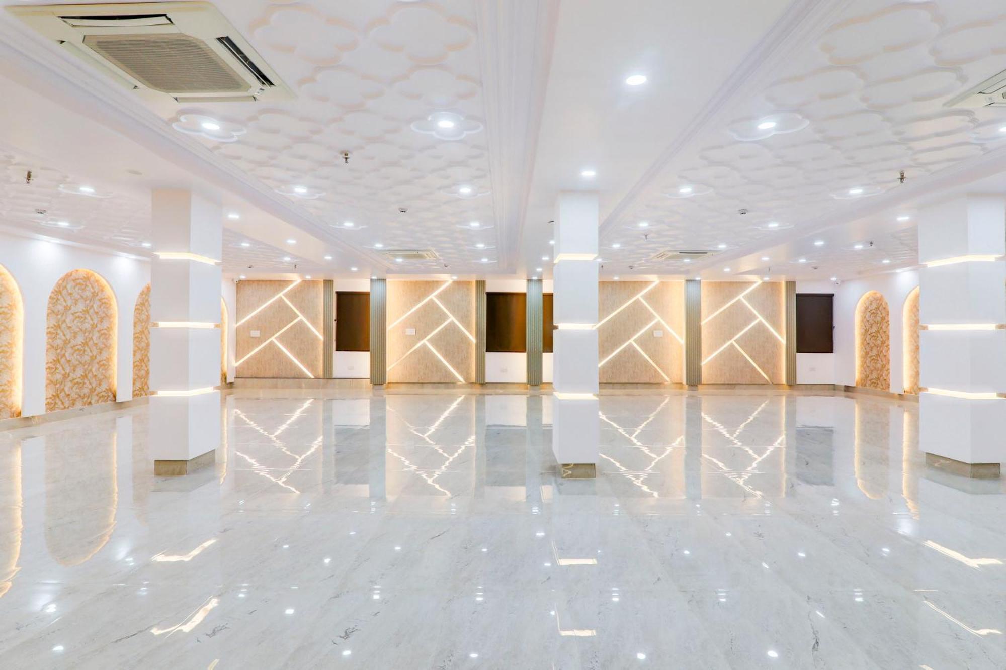 Hotel Super Townhouse Gls International
