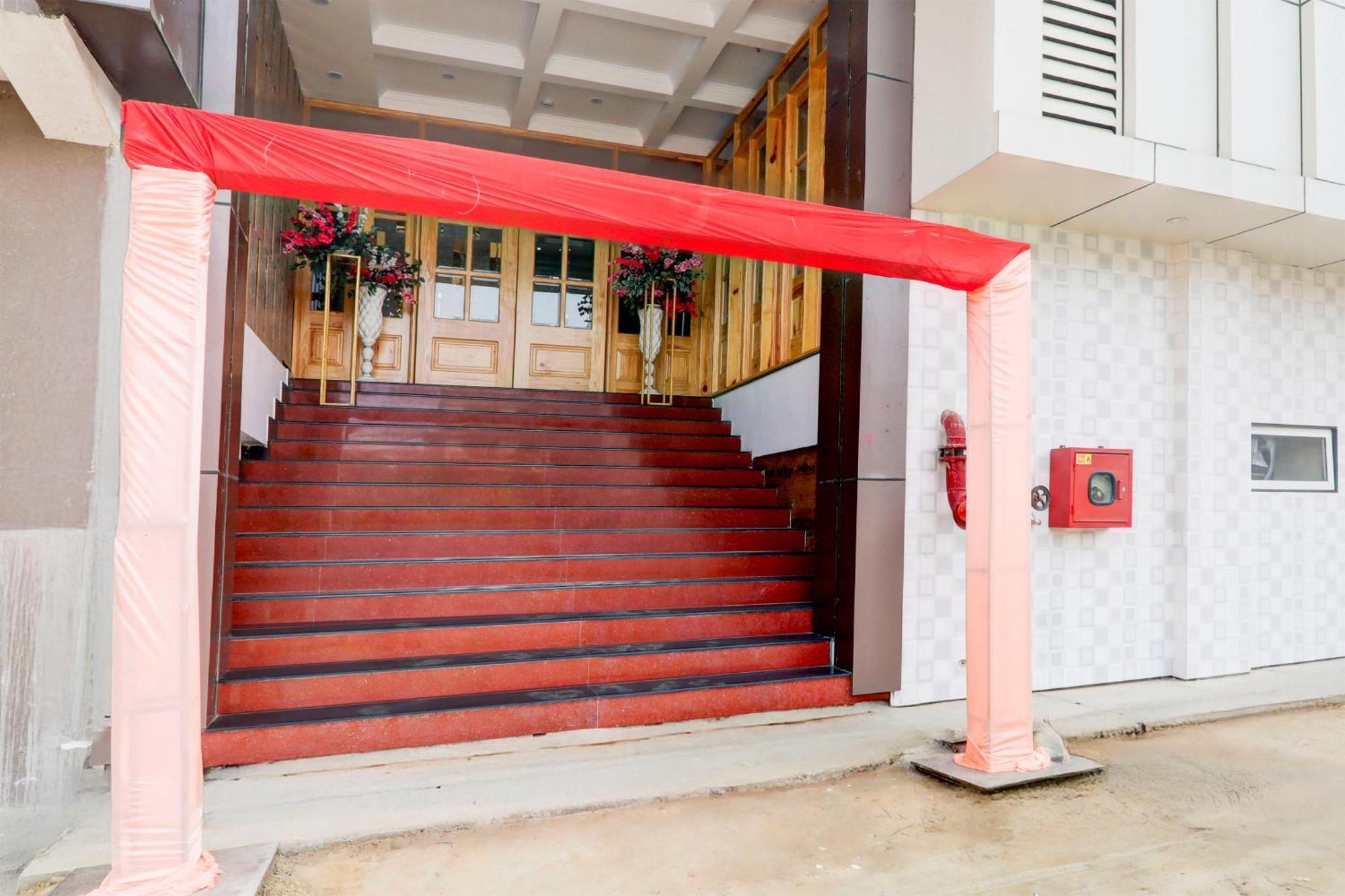 Super Townhouse Gls International *